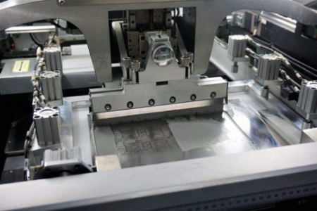 SMT锡膏印刷中的常见缺陷与解决方法